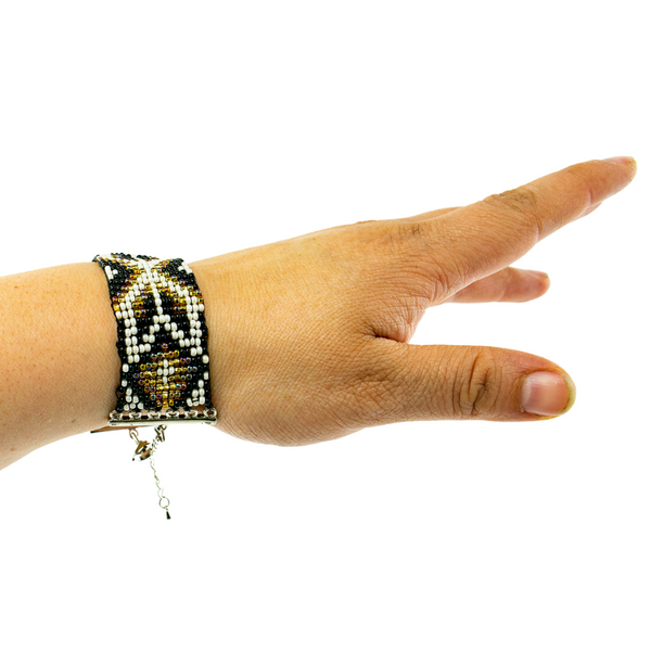 Bella Seed Bead Adjustable Closure Bracelet - Guatemala